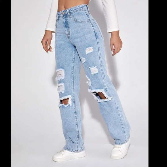 Womens light wash ripped straight leg denim jeans brand new without tags - Picture 5 of 9